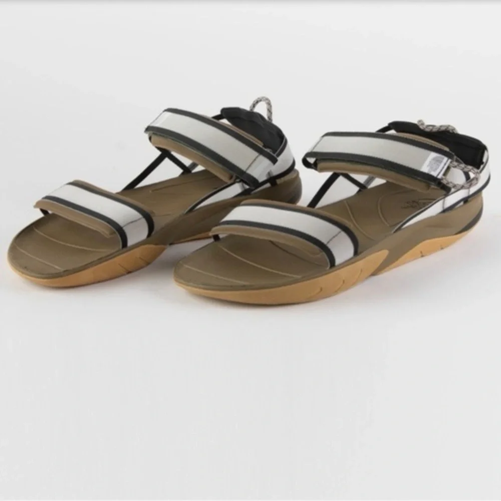 NWT THE NORTH FACE Skeena Mens Sport Sandals Size 11